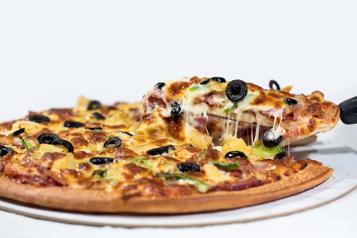Highlights, Mimos Pizza