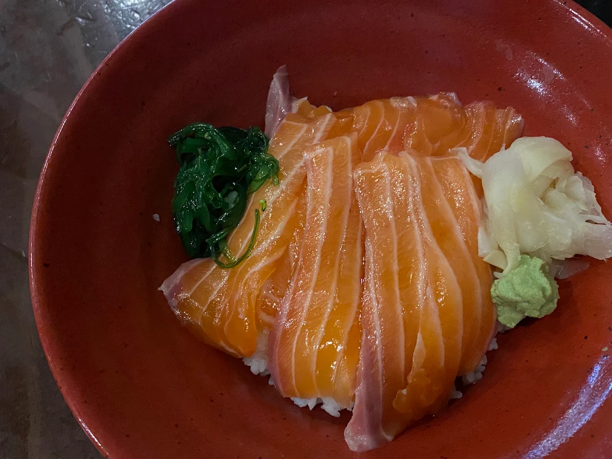 Salmon Sashimi Don