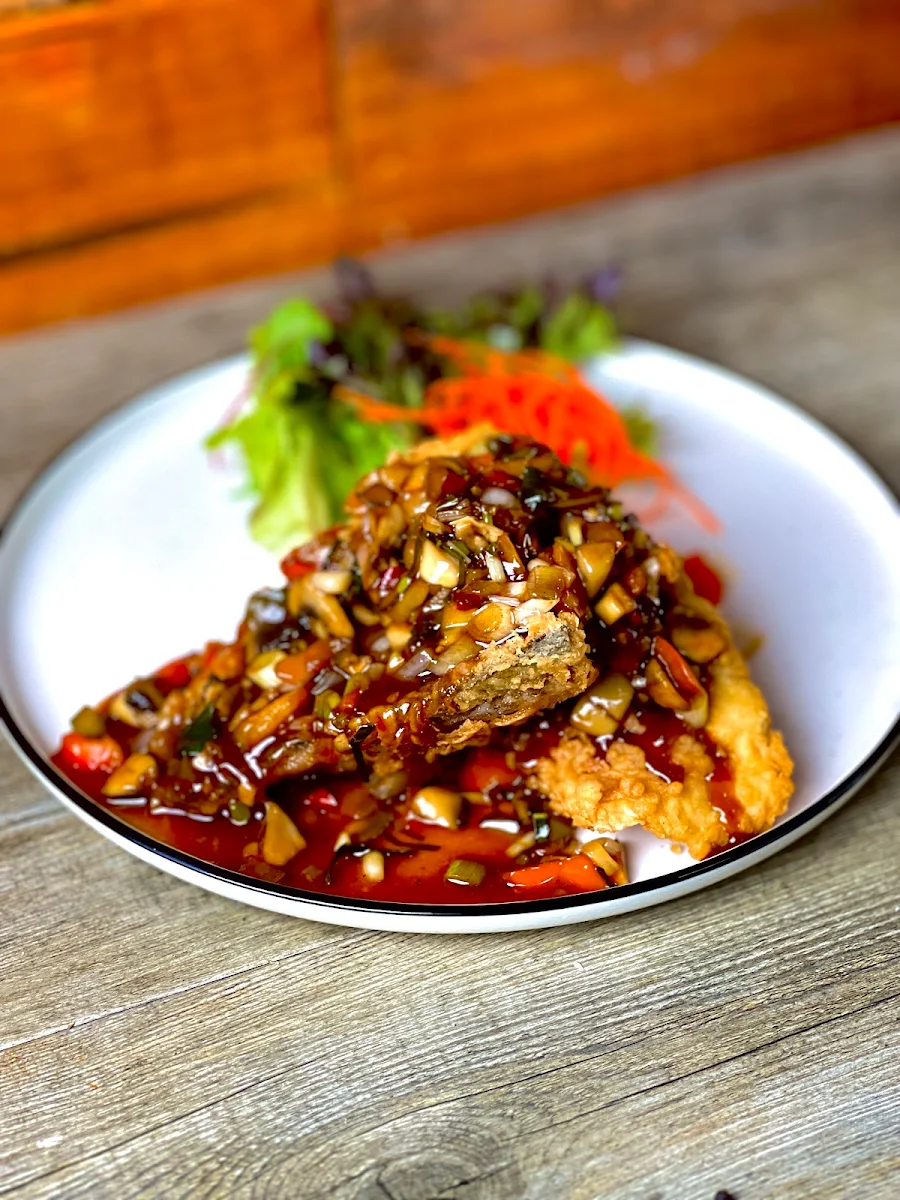 Highlights, A Taste of Siam Restaurant