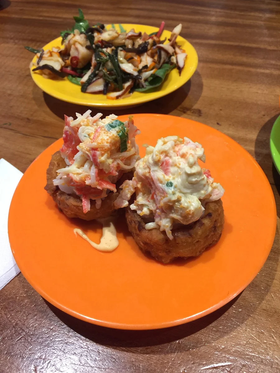 Volcano Roll, Tao Café