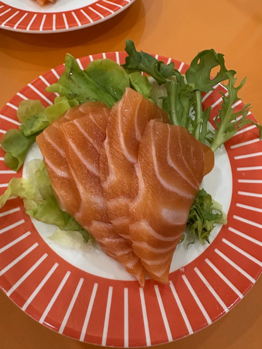 Salmon Sashimi, Sushi Hiro