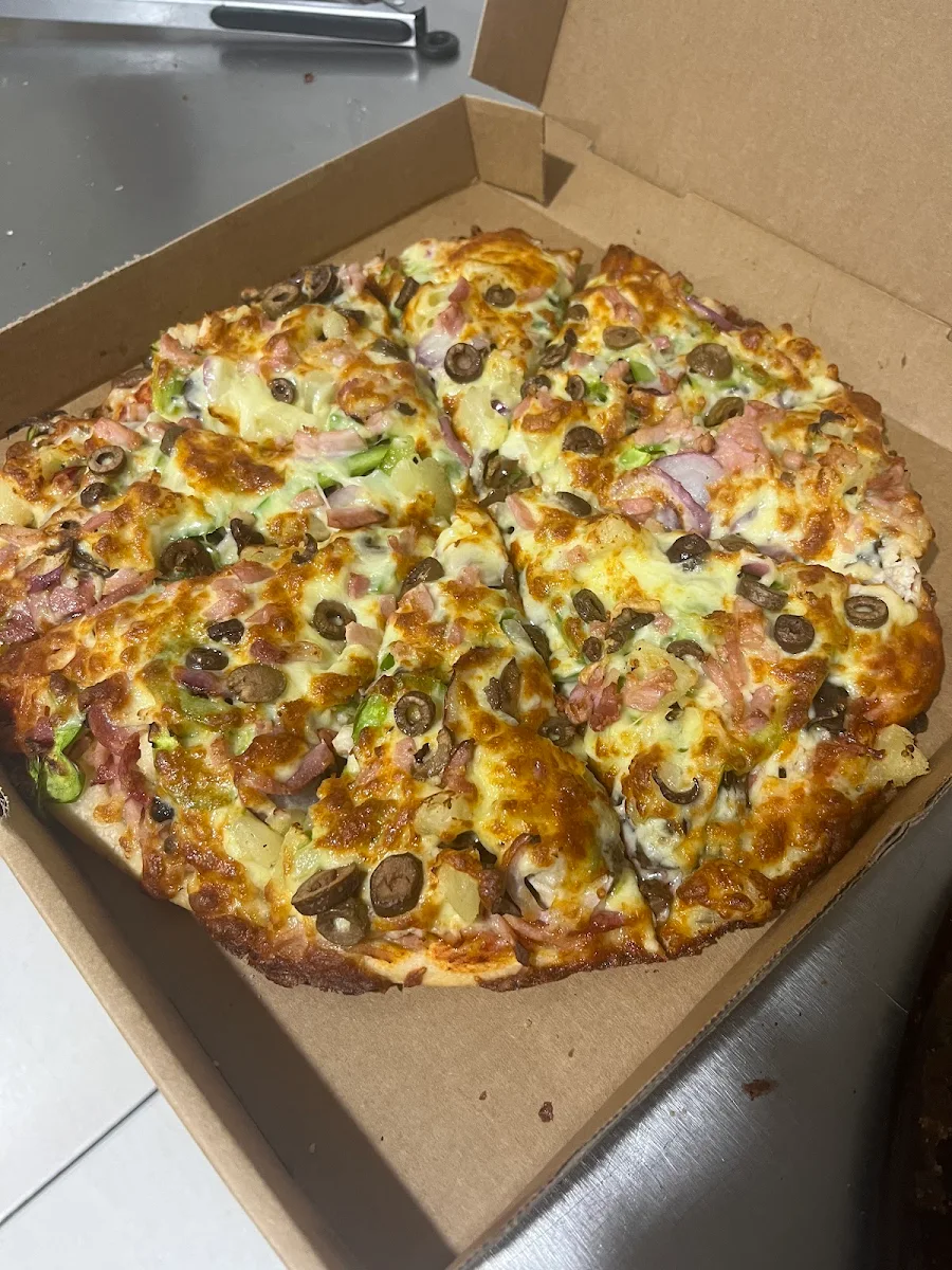 Highlights, Parmy's Pizzeria