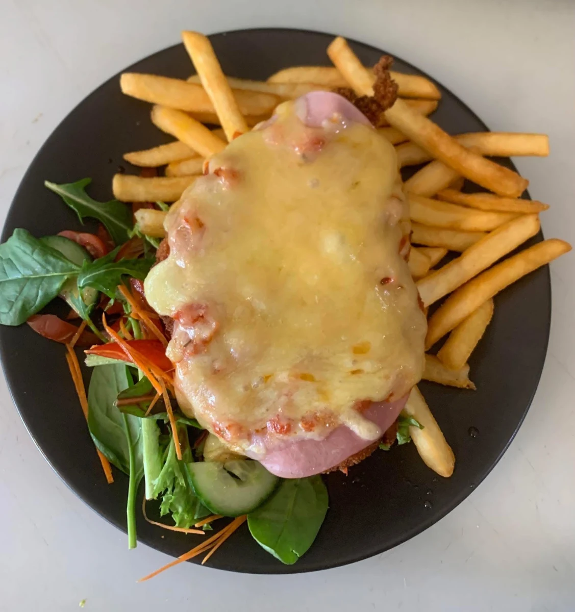 Chicken Parmigiana Chips & Salad