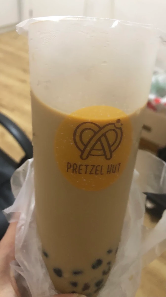 Highlights, Pretzel Hut