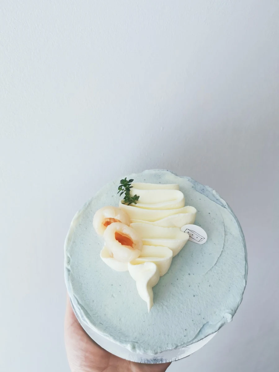Highlights, Little Cake Box