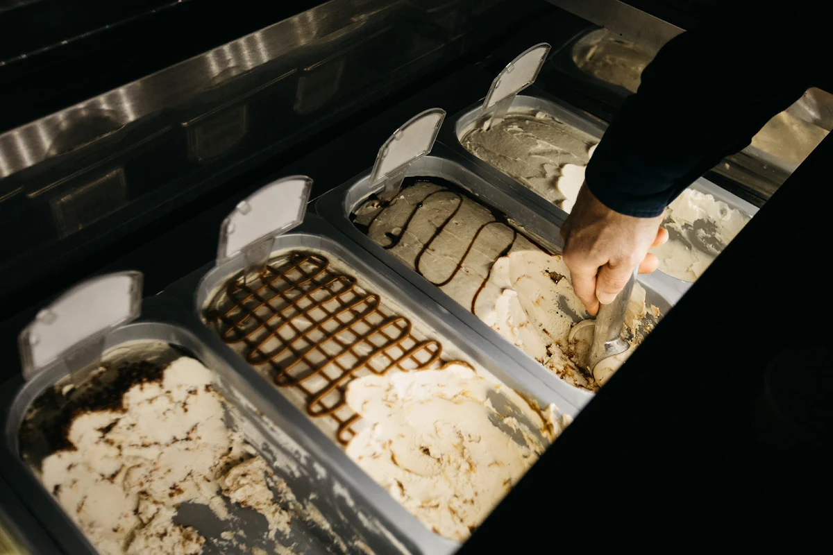 Highlights, Sassi Ice Cream