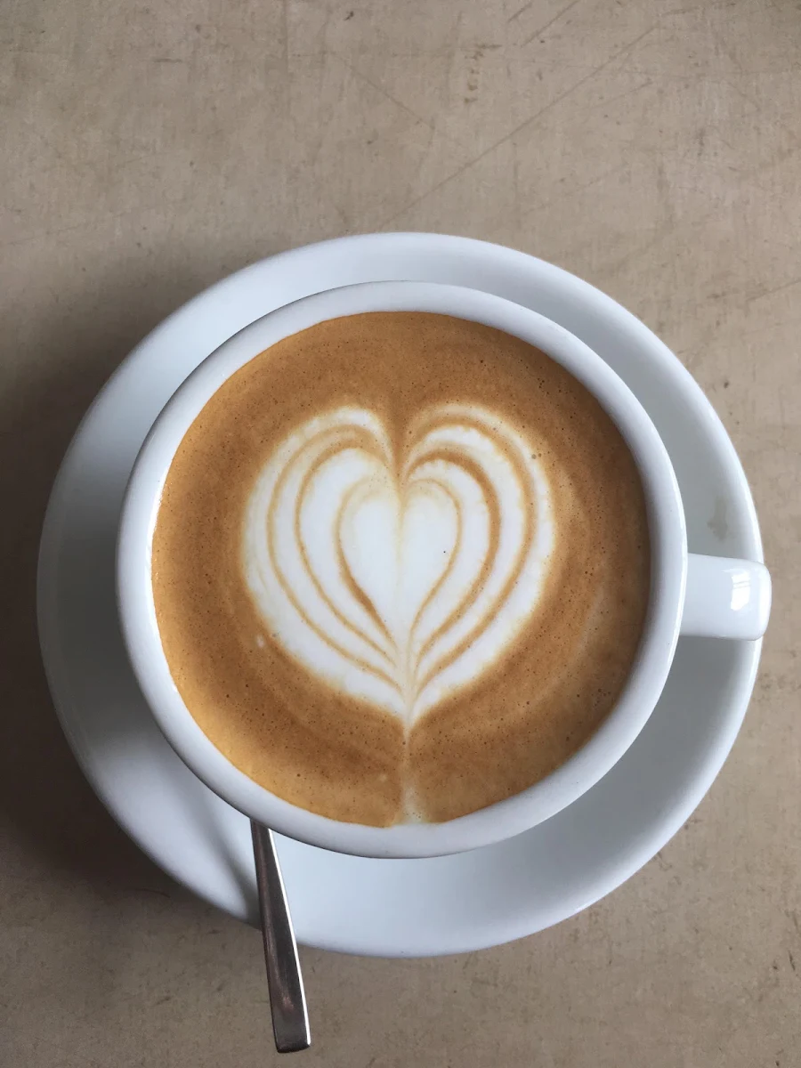 Flat White, Harris Miller