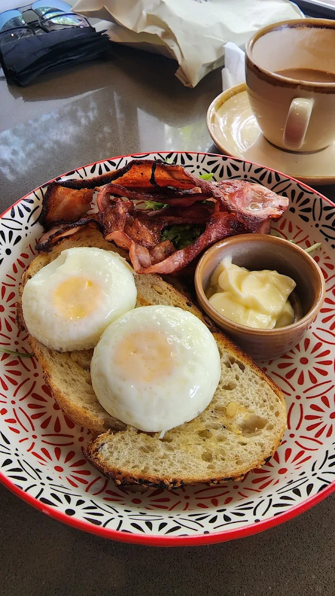 Eggs on Toast, Casa Espresso