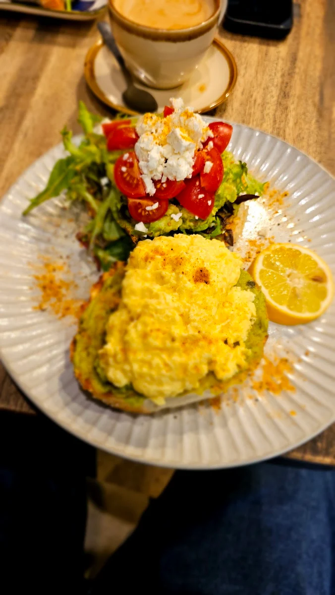 Smashed Avocado Toast, Casa Espresso