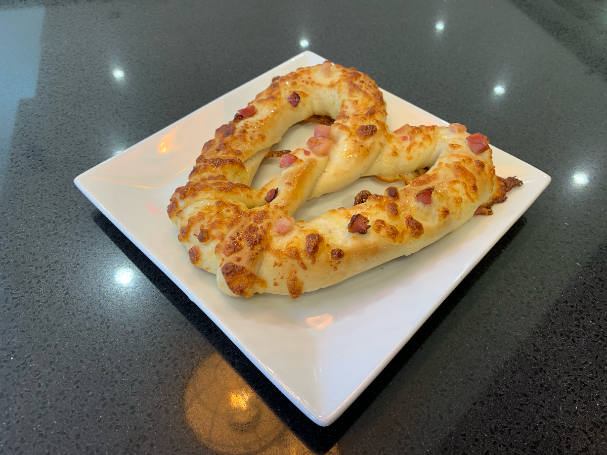 Highlights, Pretzel Ally