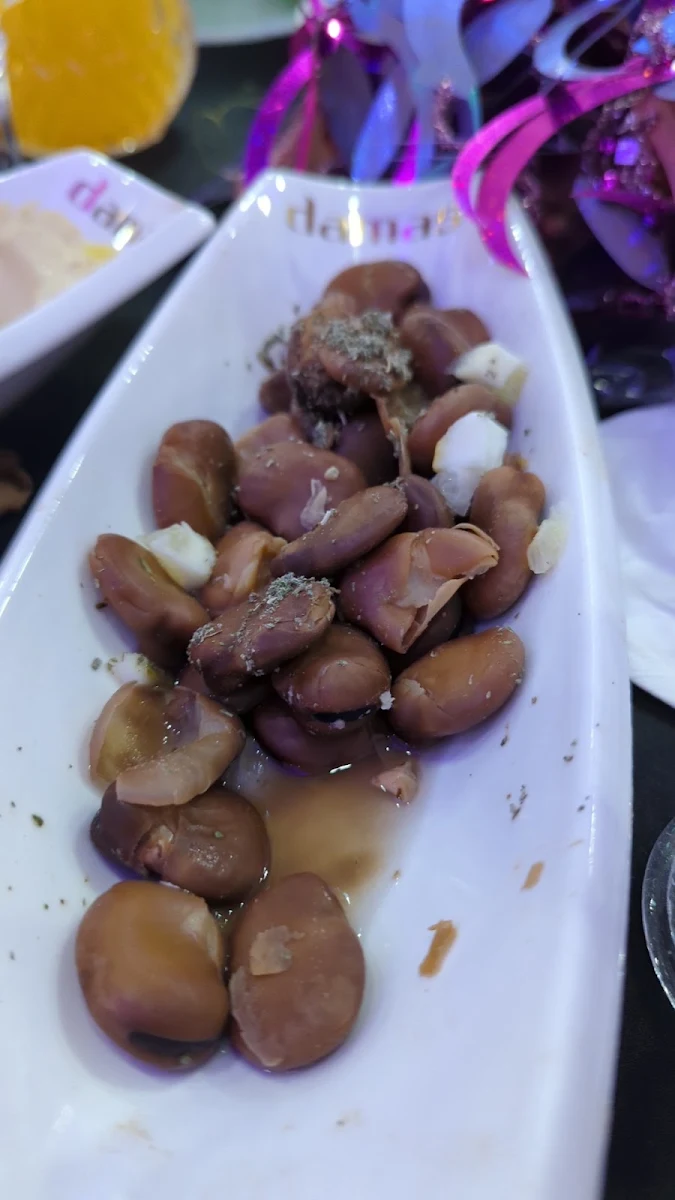 Highlights, Damas Restaurant Smithfield