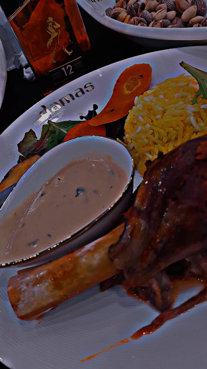 Highlights, Damas Restaurant Smithfield
