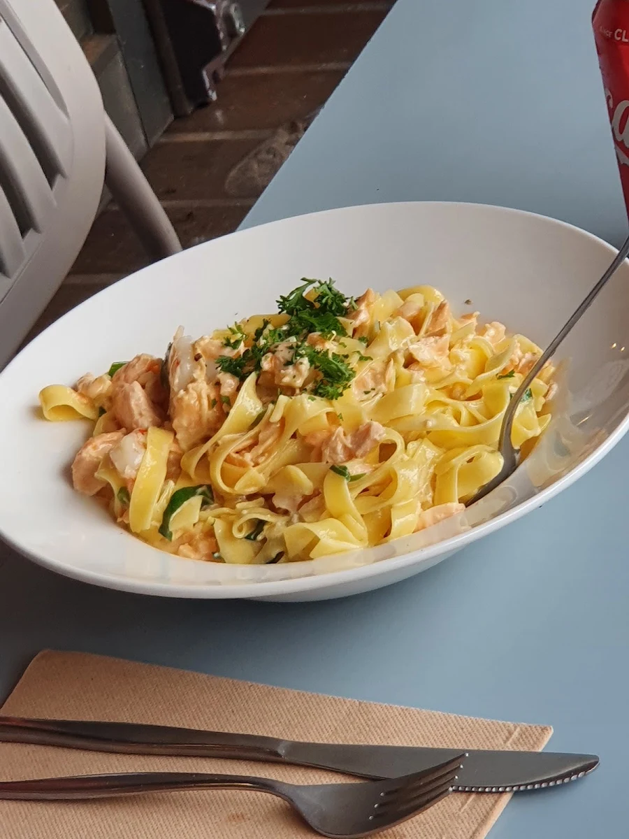 Highlights, Aldo's Pizza Restaurant