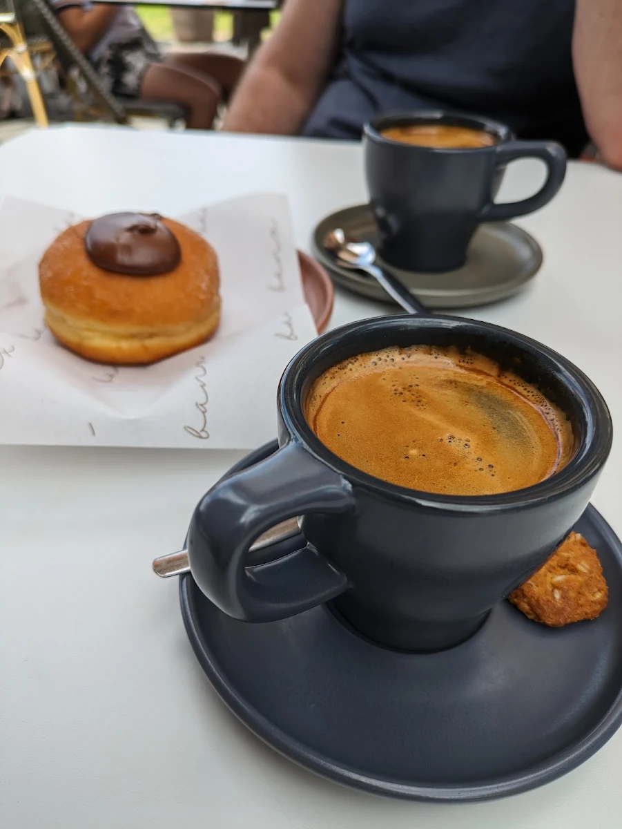 Long Black, XS Espresso Meadowbank