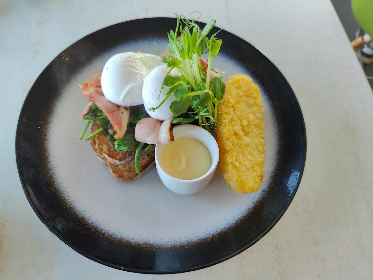 Eggs Benedict