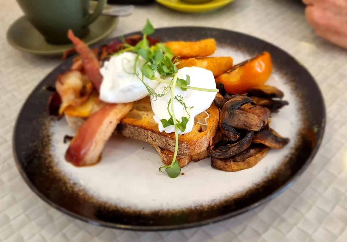Poached Eggs on Toast