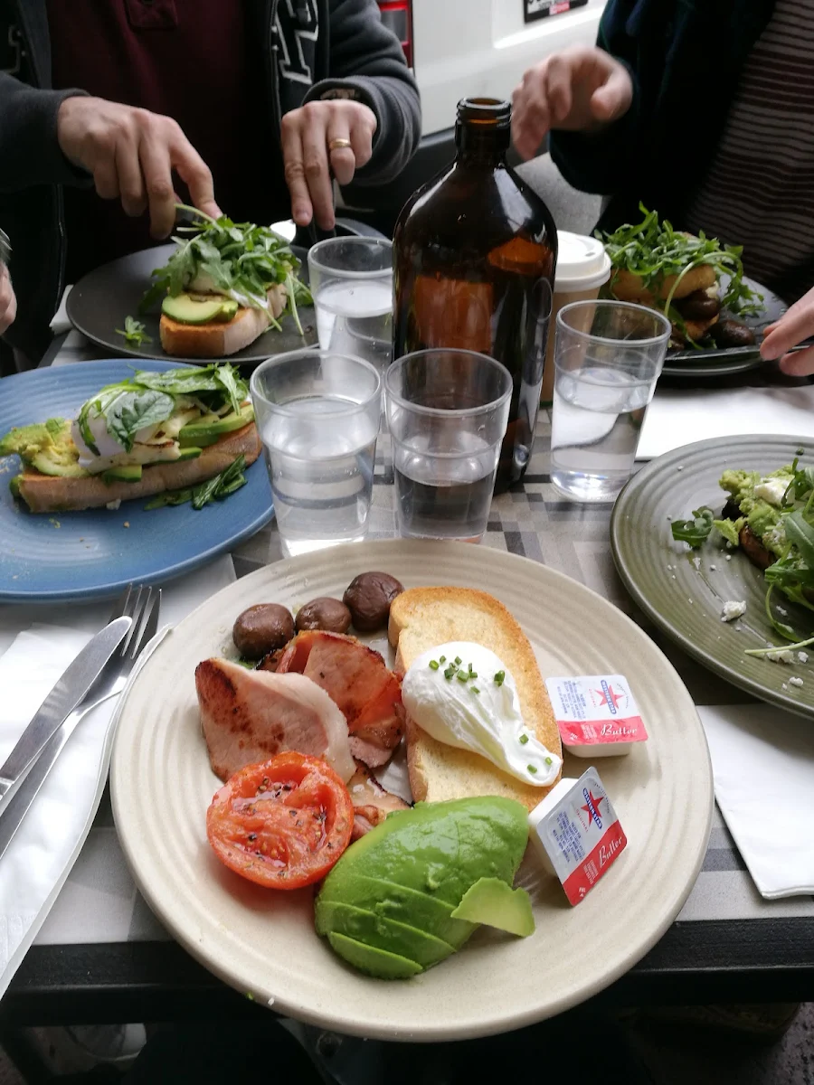 Brunch, Zuma Caffè