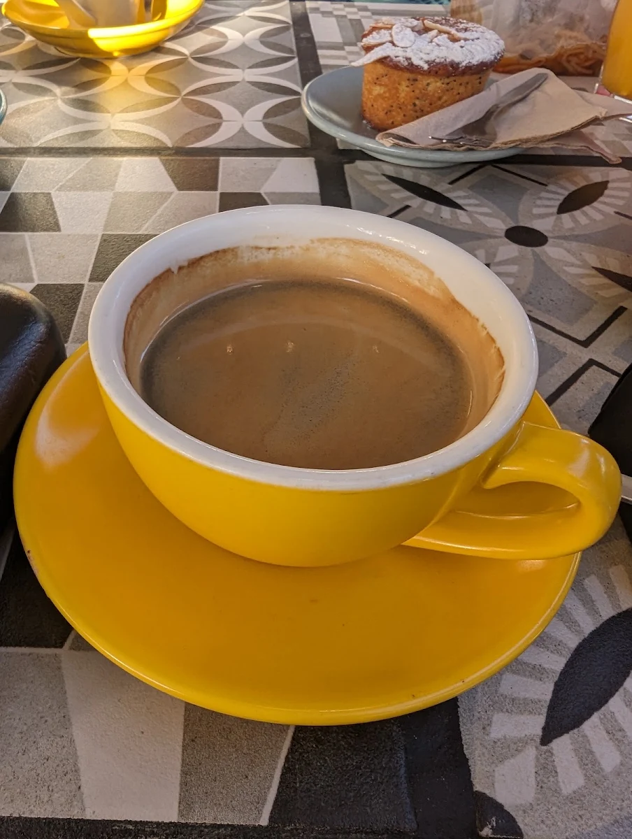 Long Black Coffee, Zuma Caffè