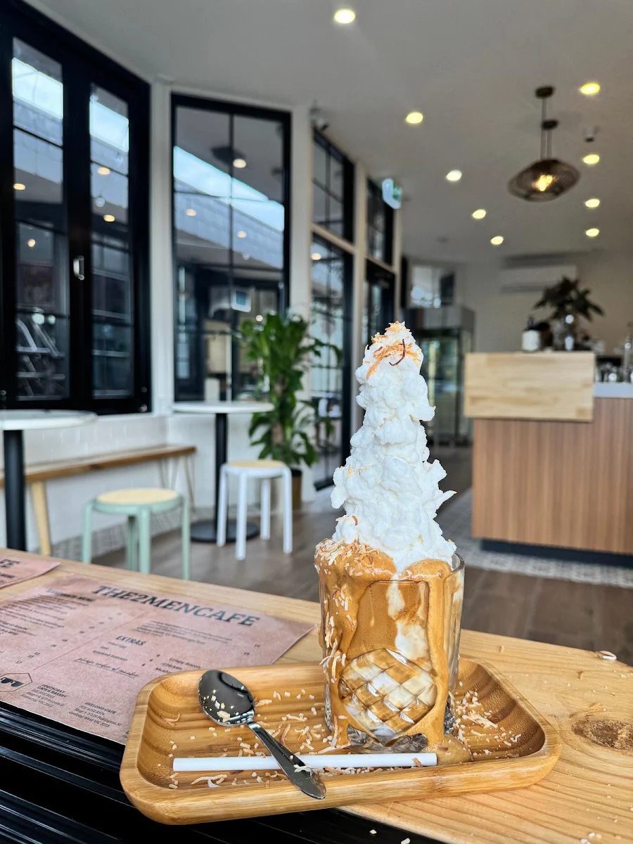 Highlights, THE 2 MEN CAFE - GEELONG