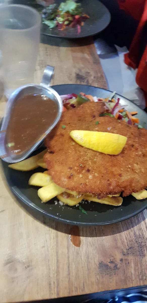 Kids Schnitzel Chips and Gravy