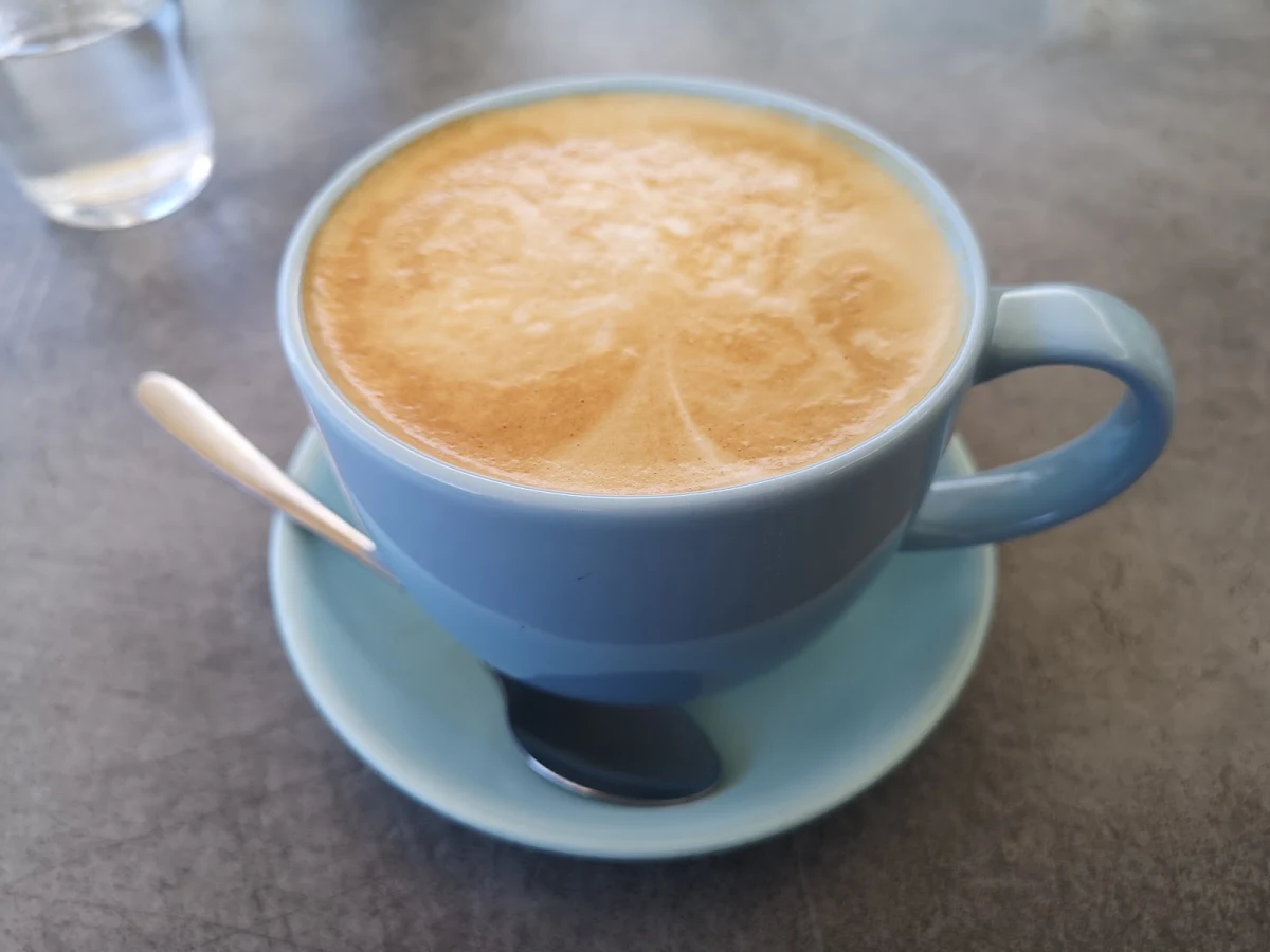 Flat White, Suppetó Collective
