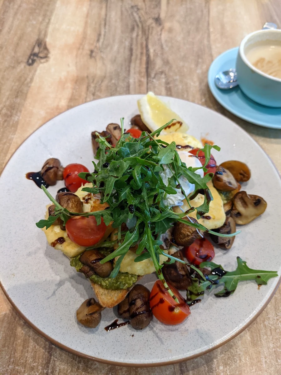 Highlights, The Coffee Club