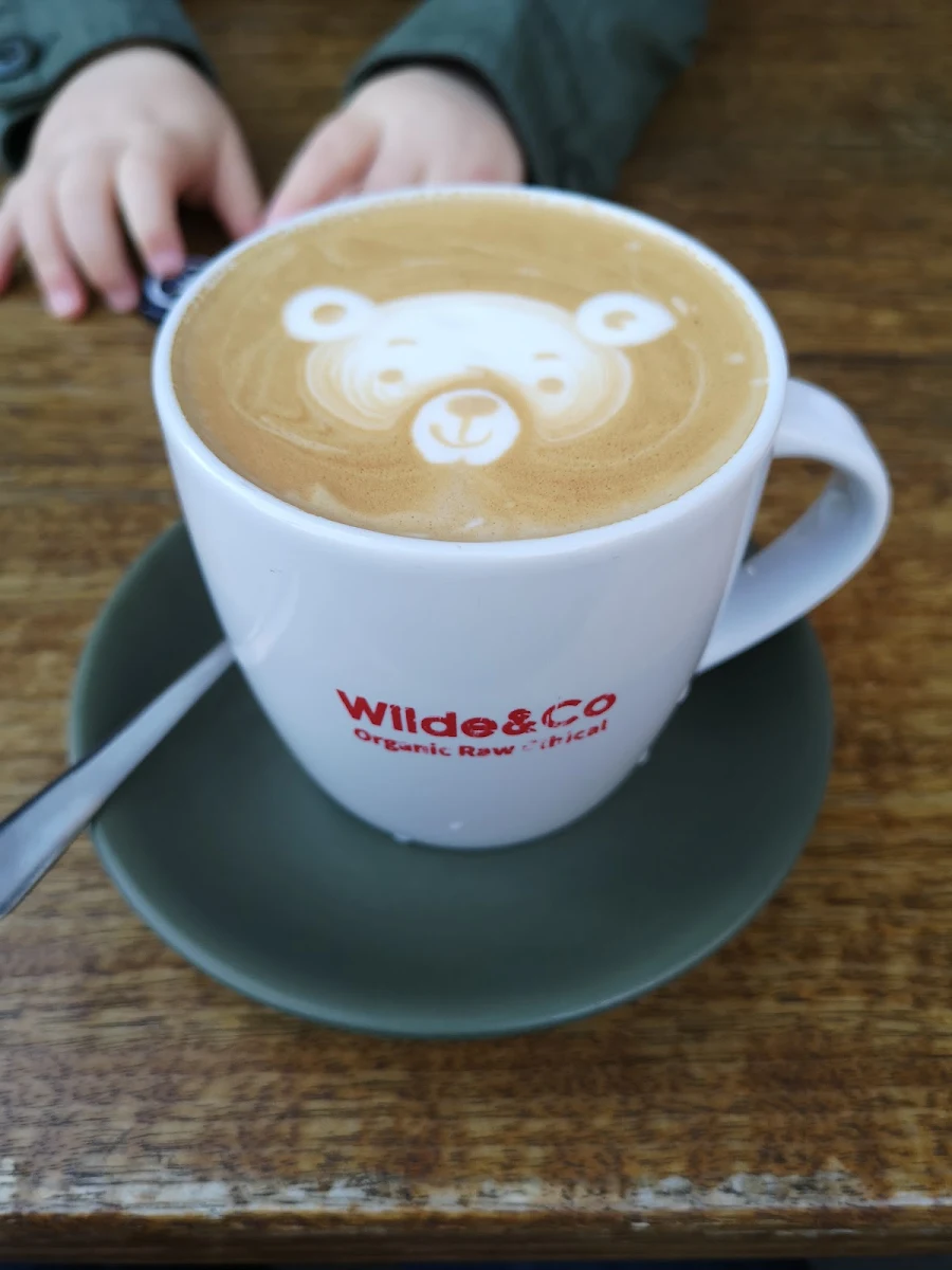 Flat White, Wilde and Co