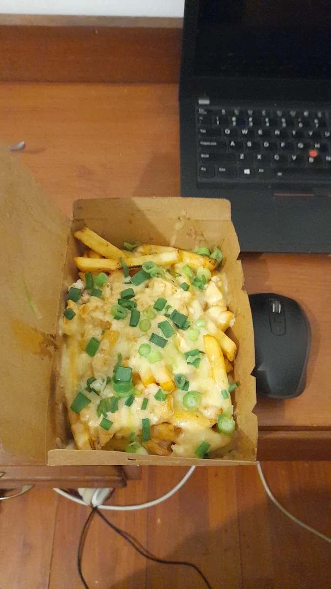 Chicken Loaded Chips 1221 Kcal