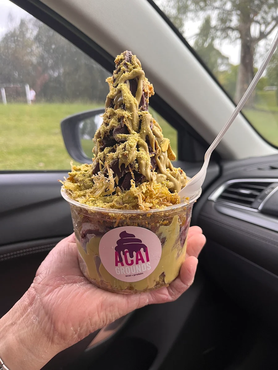 Highlights, Acai Grounds