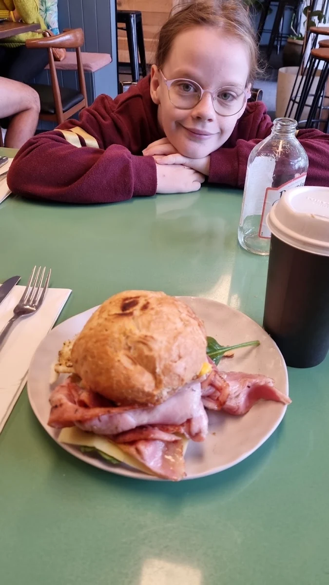 Breakfast Burger, D-SOL