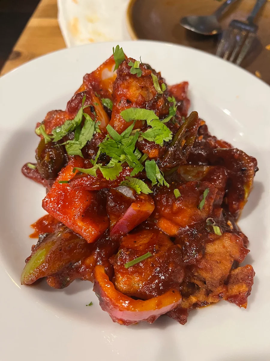 Chilli Chicken, The momos