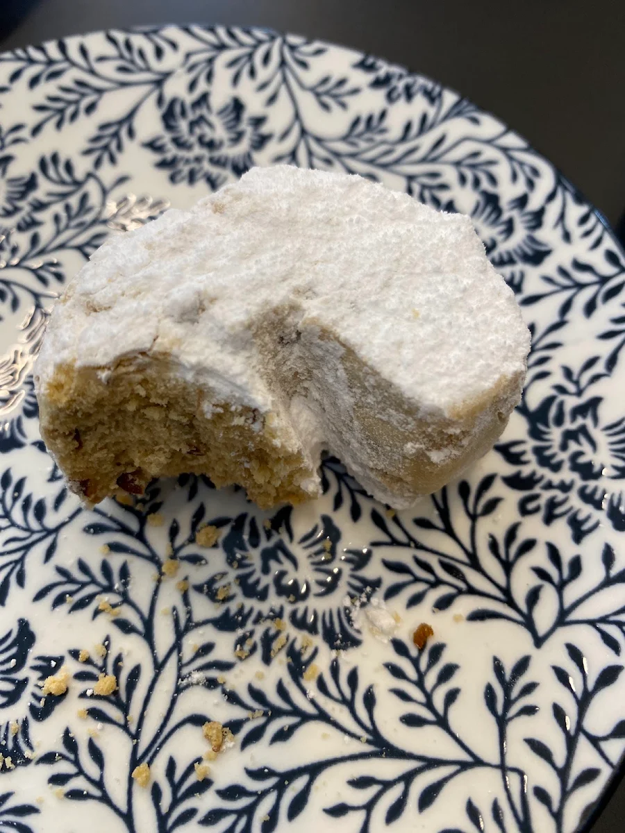 Shortbread Biscuit, Grounded Moruya