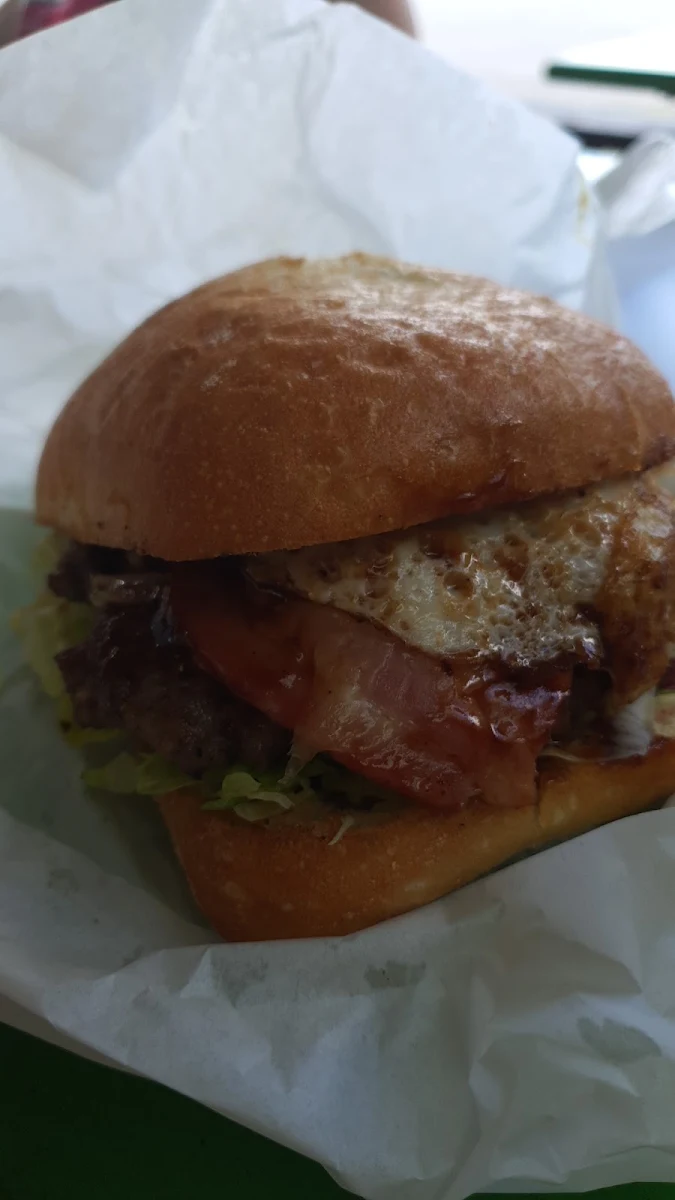Highlights, Ellena Street Eats