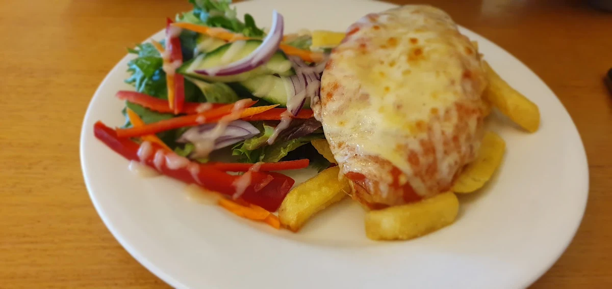 Chicken Parma, RSL Healesville