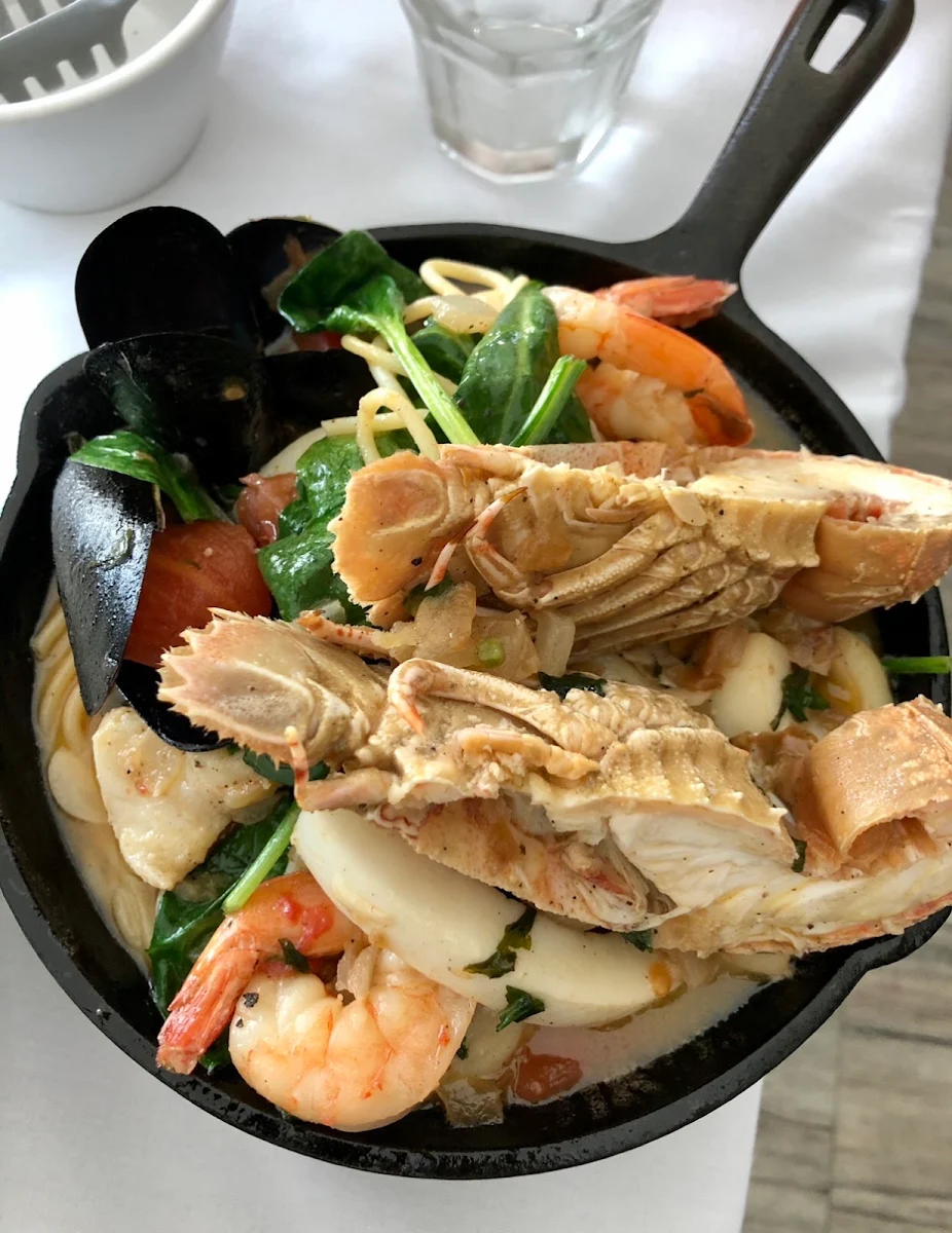 Seafood Pan, Bistro C