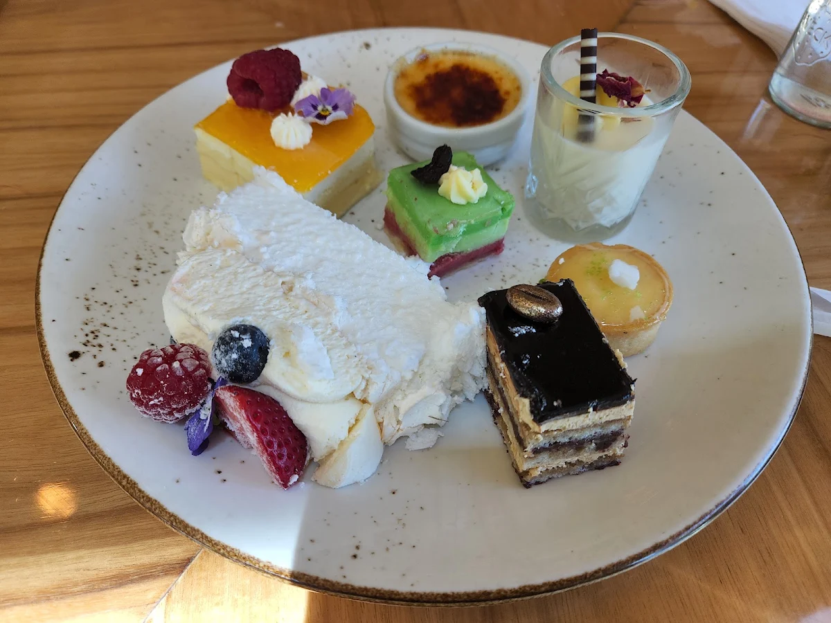 Mixed Desert, Melba Restaurant