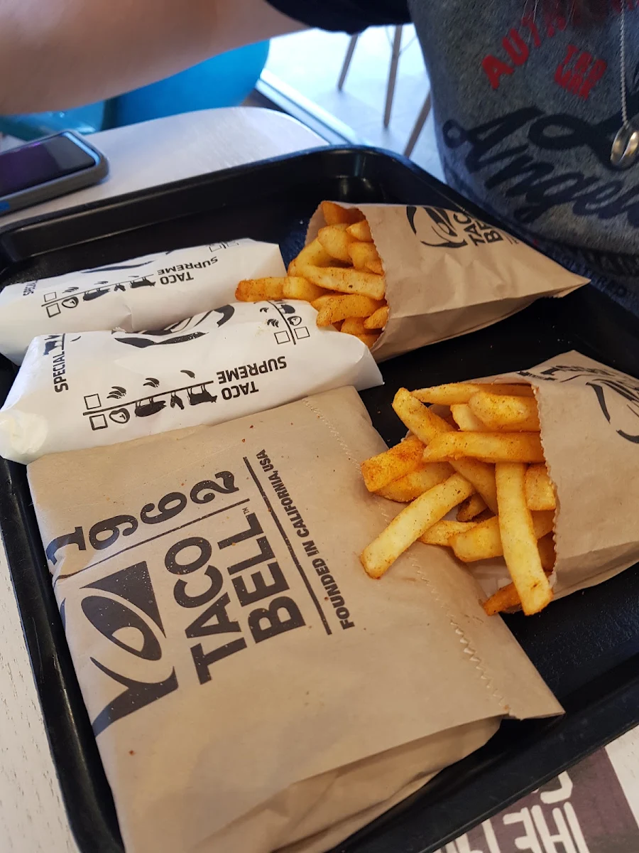 Highlights, Taco Bell Annerley