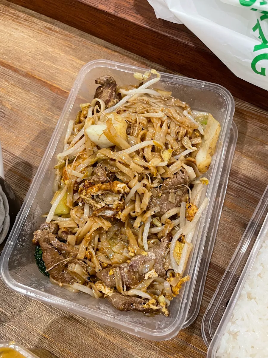 Highlights, Aksorn Thai Restaurant