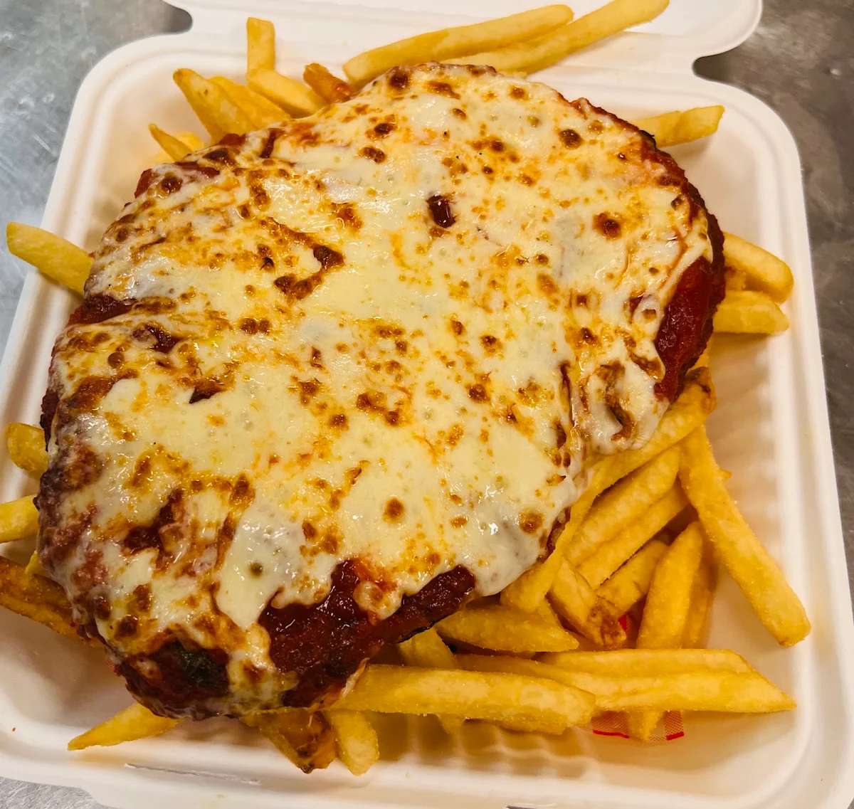 Highlights, Laurimar Pizza