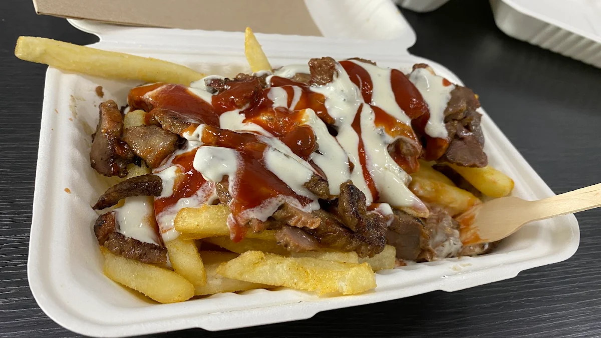 Highlights, Rendezvous Takeaway & Pizza