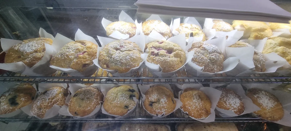 Highlights, Rendezvous Takeaway & Pizza