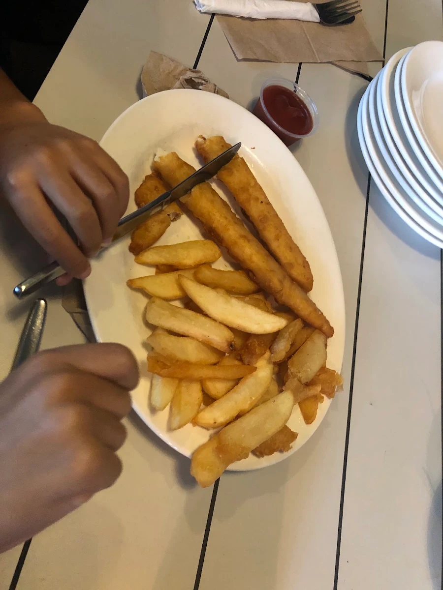 House Chips, Earth 'n' Sea Pizza