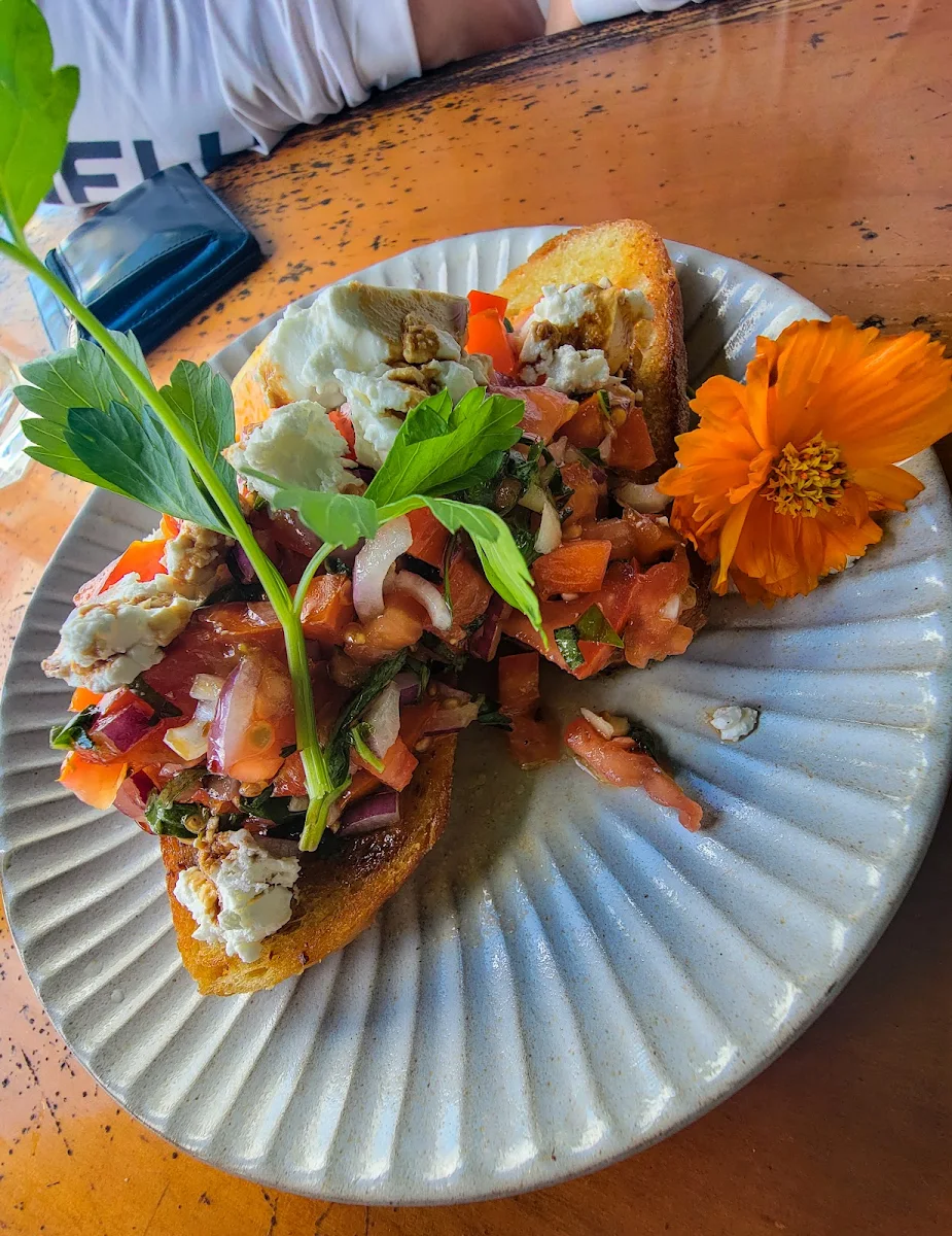 Bruchetta, Lake Barrine Teahouse