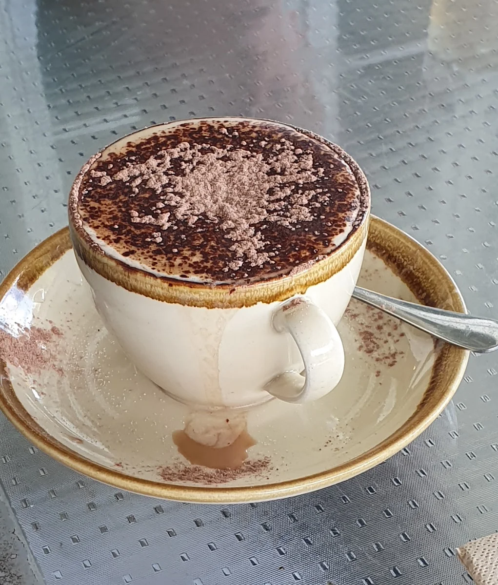 Cappachino, Lake Barrine Teahouse