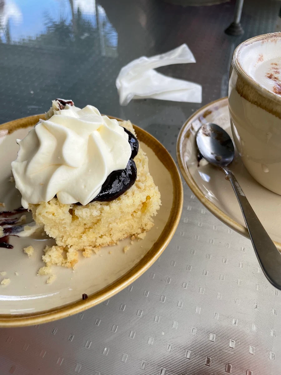 Famous Scones, Lake Barrine Teahouse