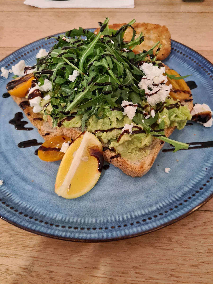 Highlights, Cafe Savvy