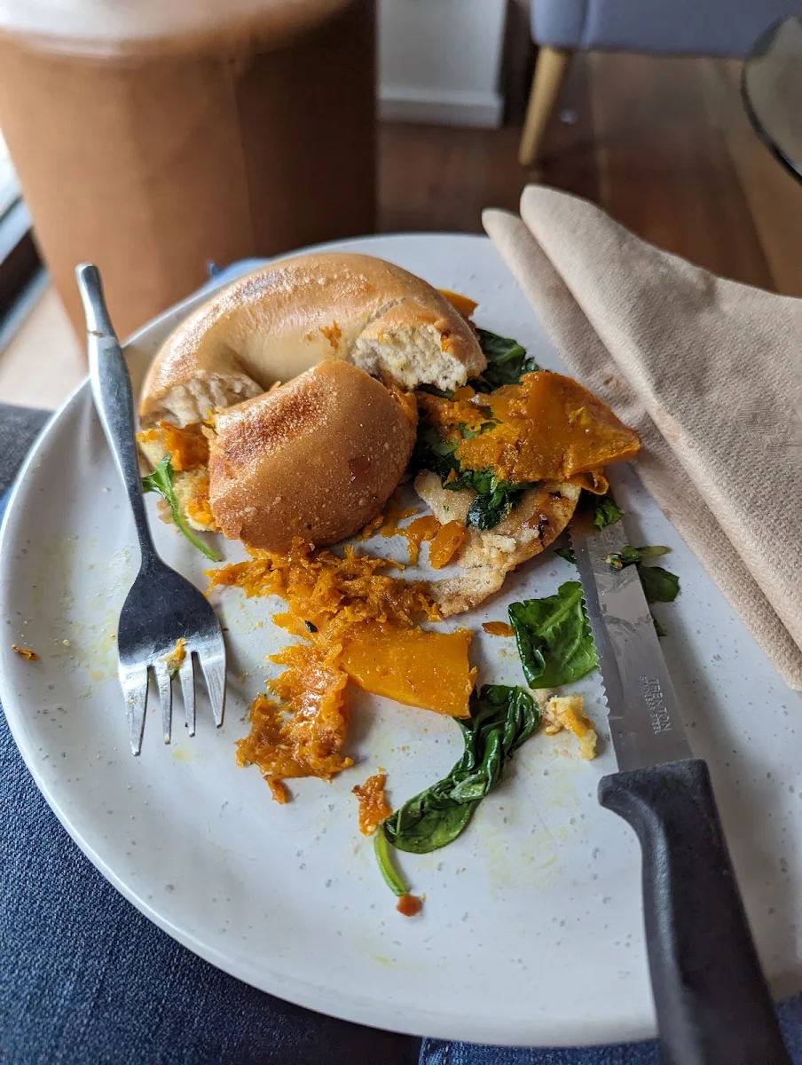 Highlights, Cafe Savvy