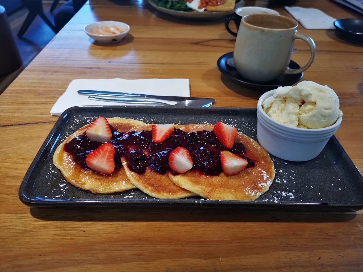 Pancakes, Cafe Savvy