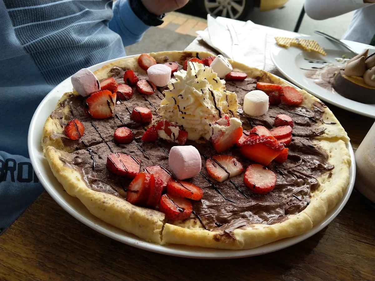 Nutella Pizza