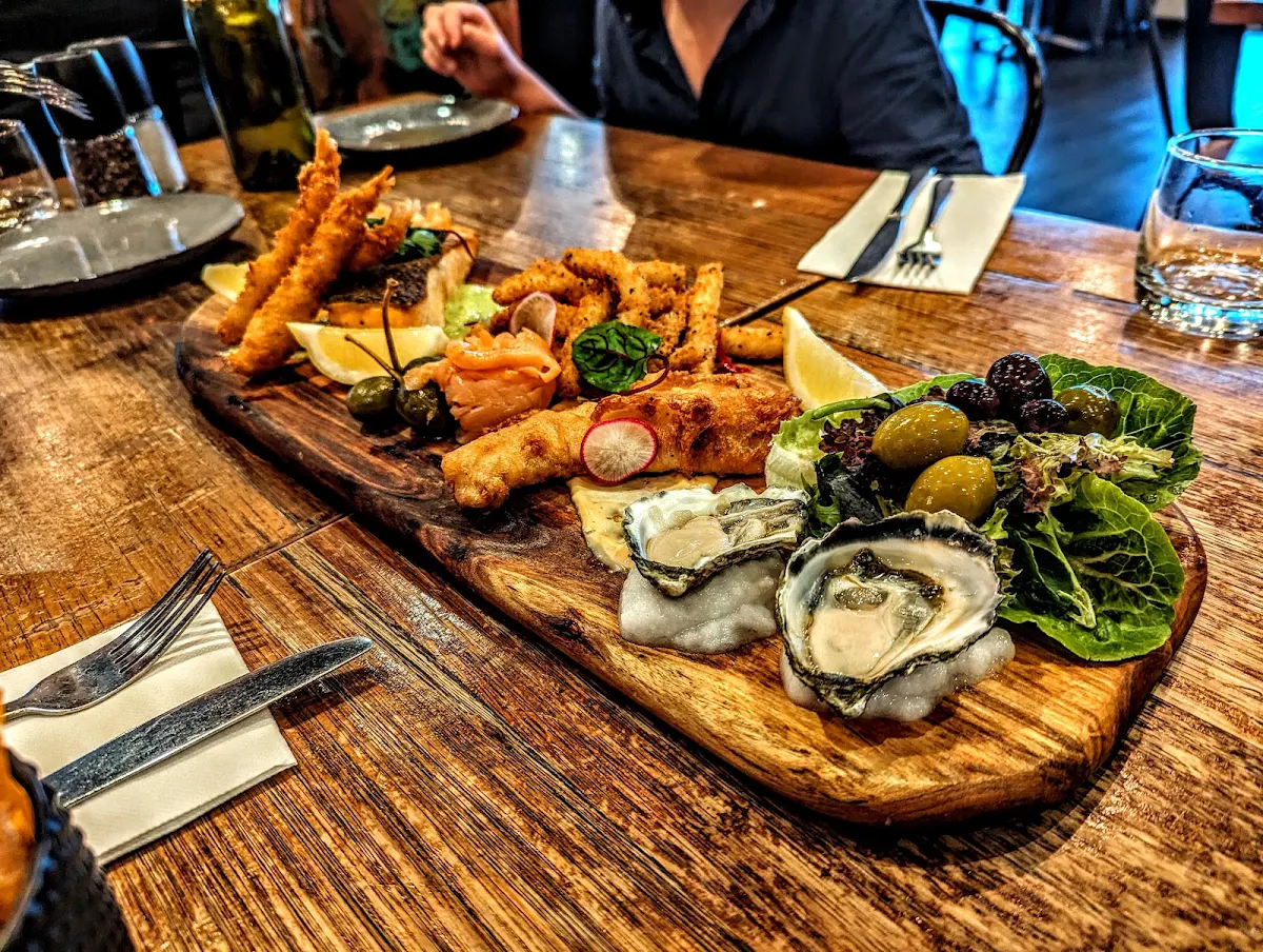 Seafood Platter, Middels